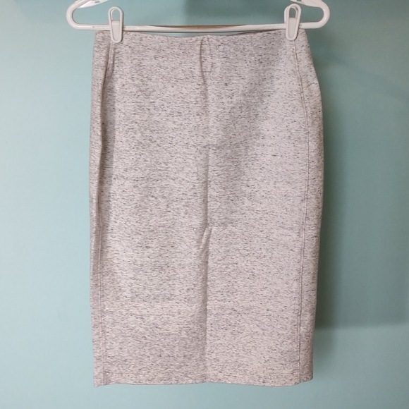 🦩 Joe Fresh | BNWT | Pencil Skirt 🦩 - Picture 1 of 2